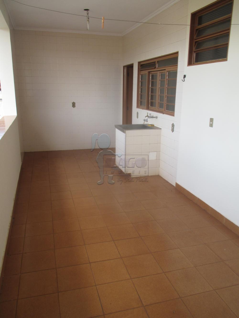 Alugar Casa / Padrão em Ribeirão Preto R$ 700,00 - Foto 7