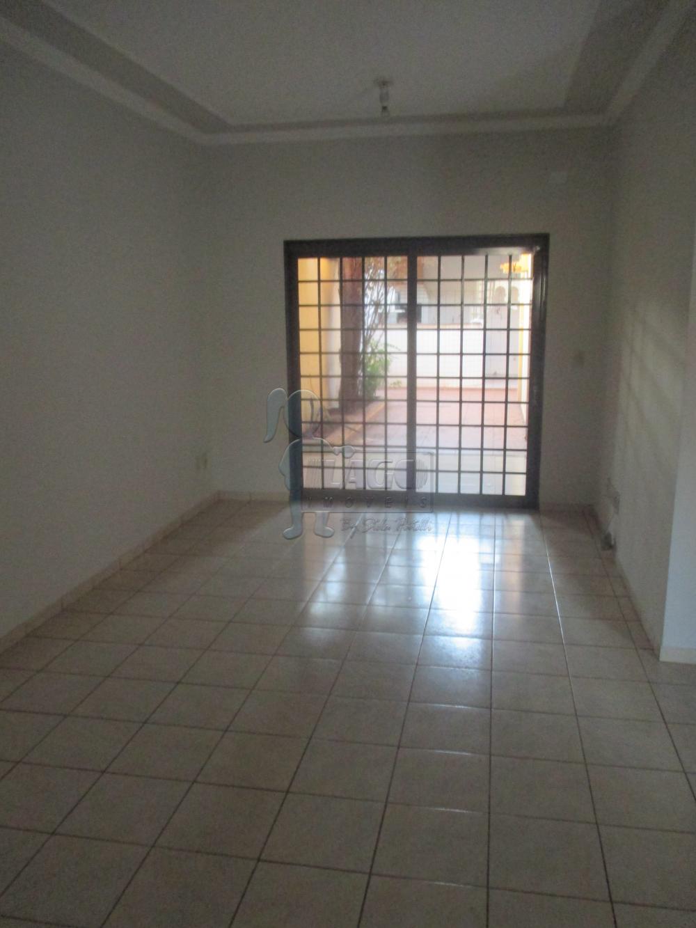 Alugar Casa / Padrão em Ribeirão Preto R$ 1.800,00 - Foto 8