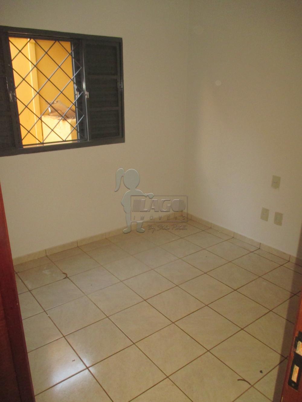 Alugar Casa / Padrão em Ribeirão Preto R$ 1.800,00 - Foto 9