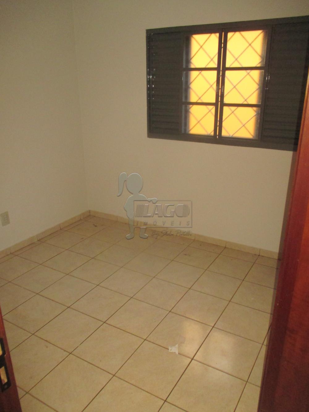 Alugar Casa / Padrão em Ribeirão Preto R$ 1.800,00 - Foto 12