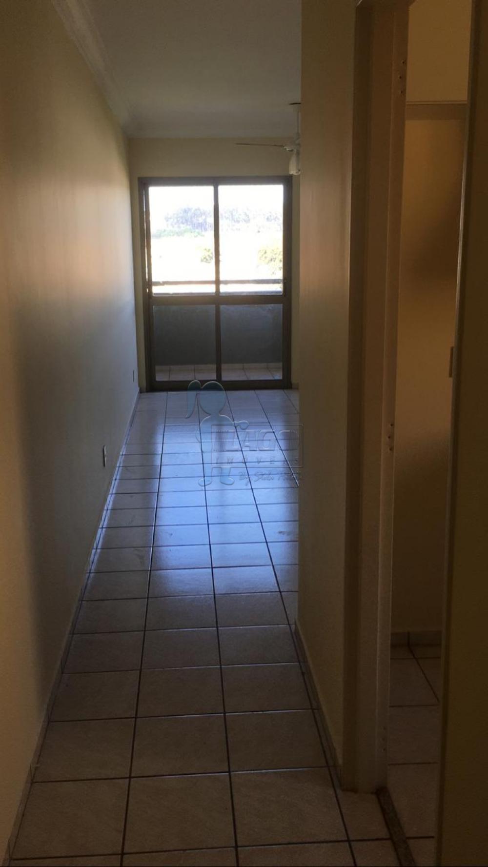 Alugar Apartamento / Padrão em Ribeirão Preto R$ 1.350,00 - Foto 4