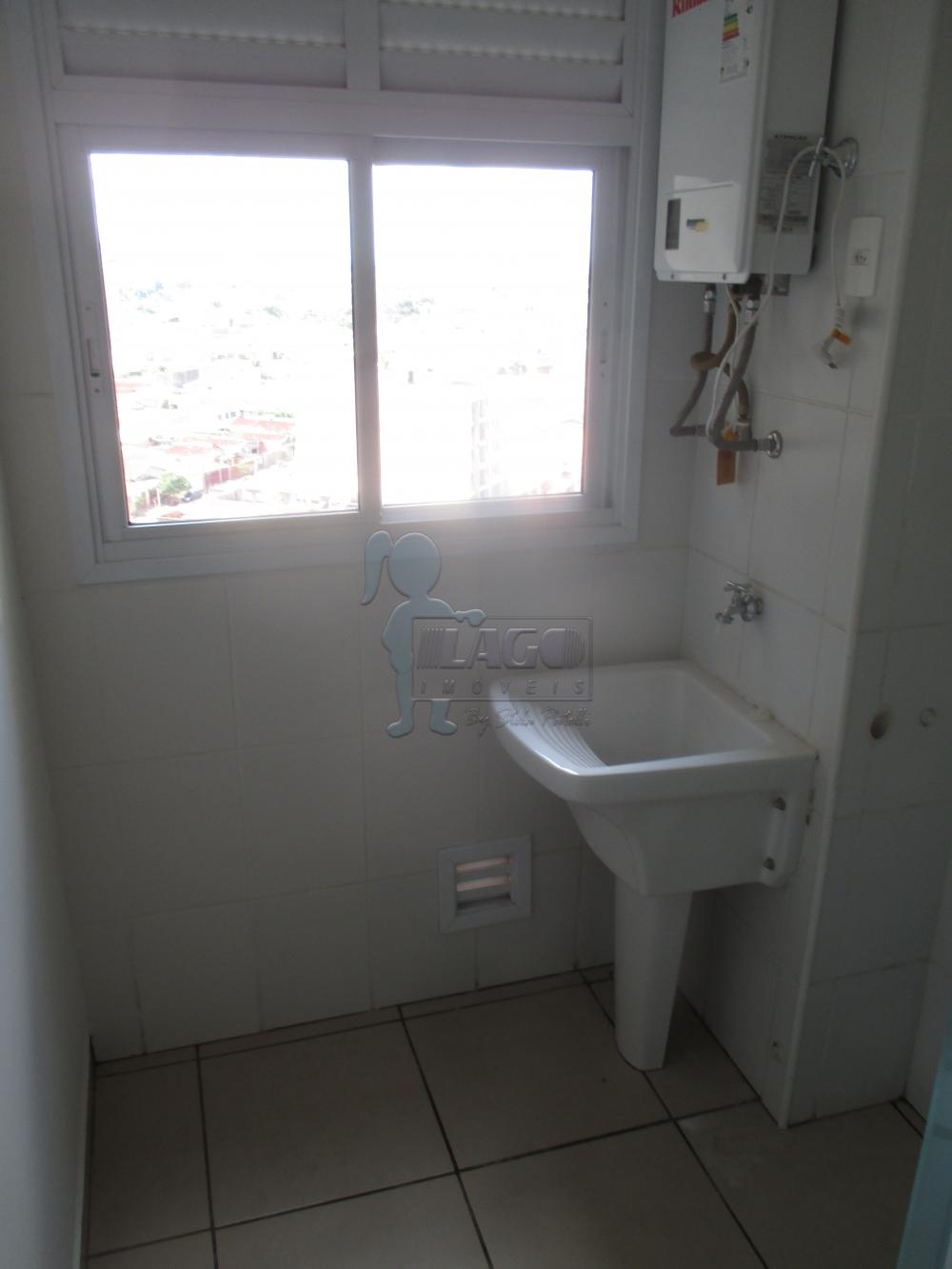 Alugar Apartamento / Padrão em Ribeirão Preto R$ 1.250,00 - Foto 5