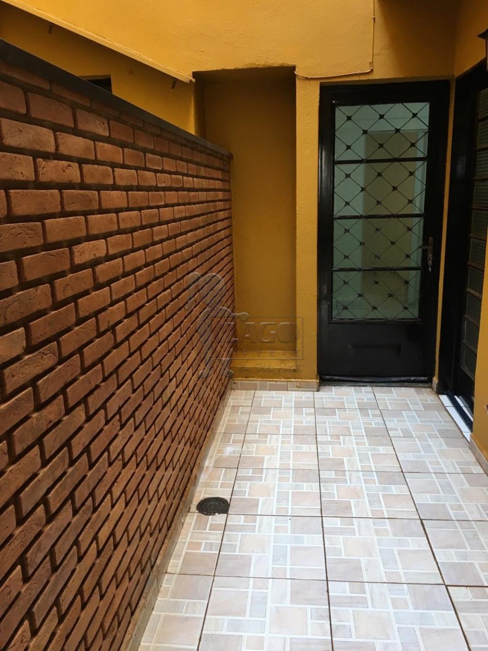 Alugar Apartamento / Padrão em Ribeirão Preto R$ 800,00 - Foto 1