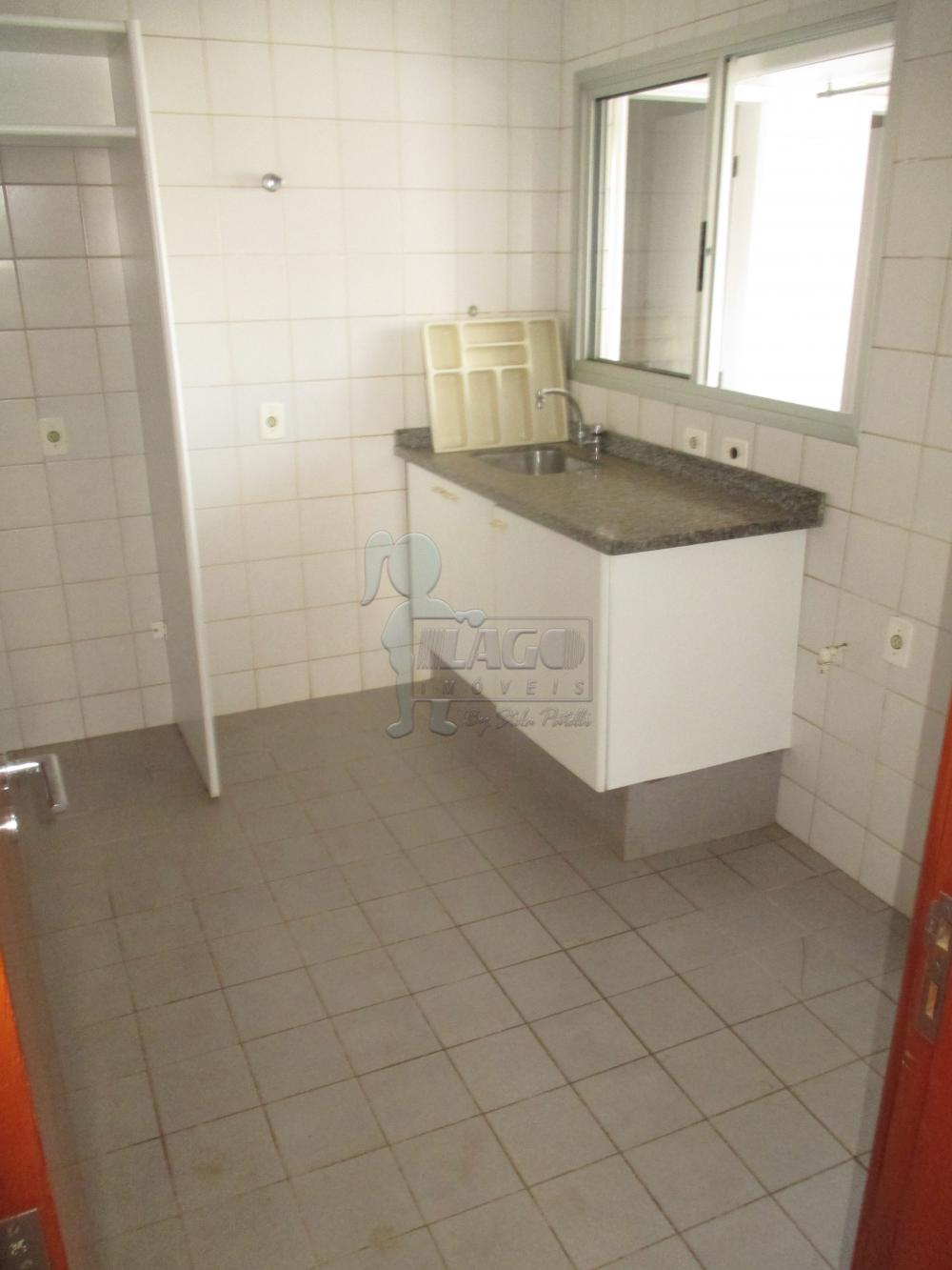 Alugar Apartamento / Padrão em Ribeirão Preto R$ 1.100,00 - Foto 4