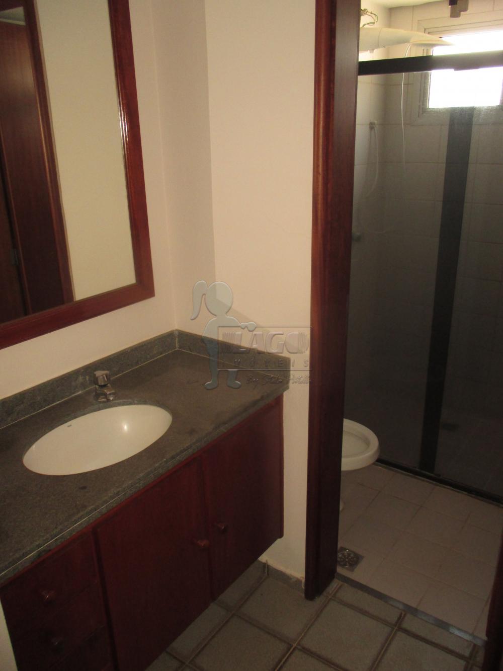 Alugar Apartamento / Padrão em Ribeirão Preto R$ 1.100,00 - Foto 16