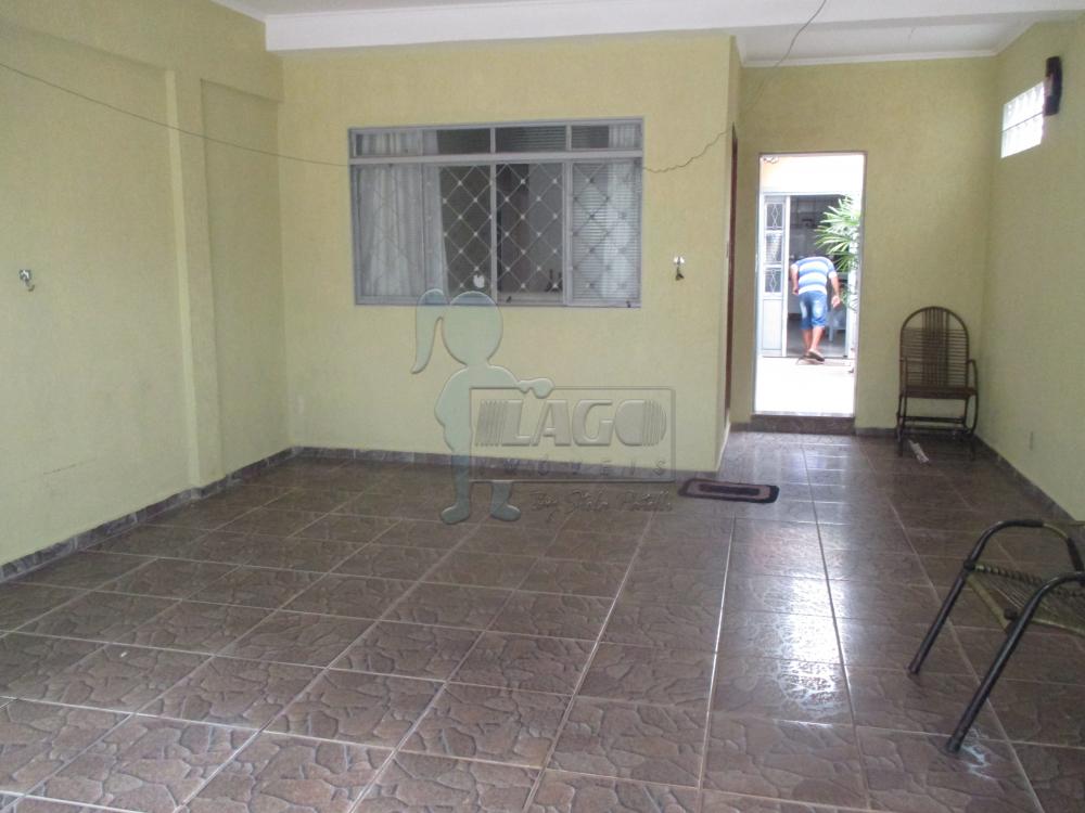 Alugar Casa / Padrão em Ribeirão Preto R$ 850,00 - Foto 1