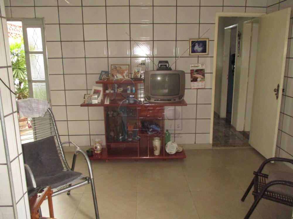 Alugar Casa / Padrão em Ribeirão Preto R$ 850,00 - Foto 6