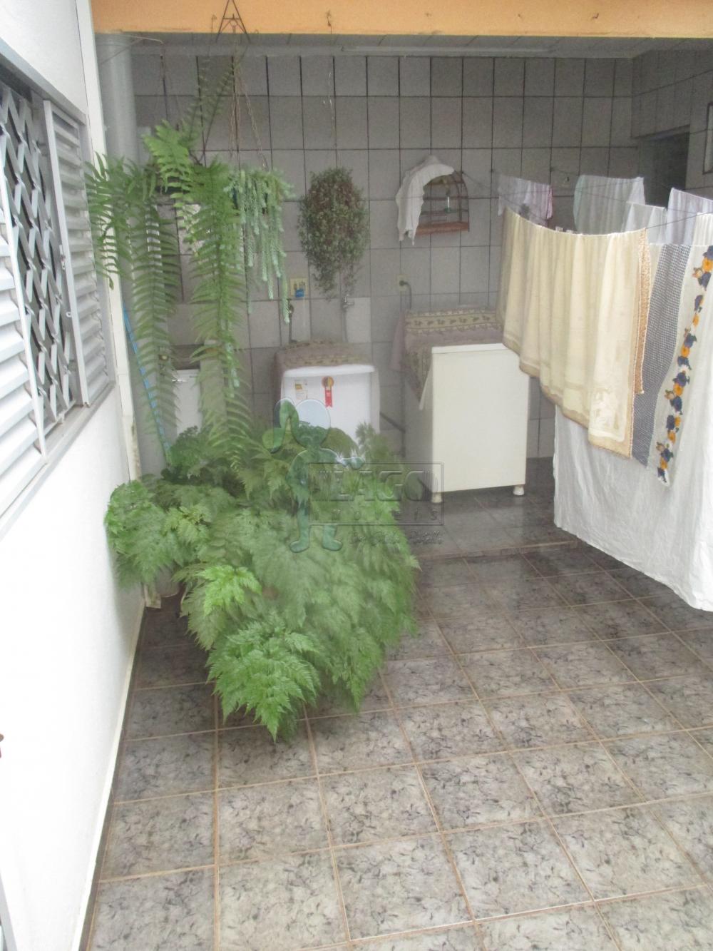 Alugar Casa / Padrão em Ribeirão Preto R$ 850,00 - Foto 11