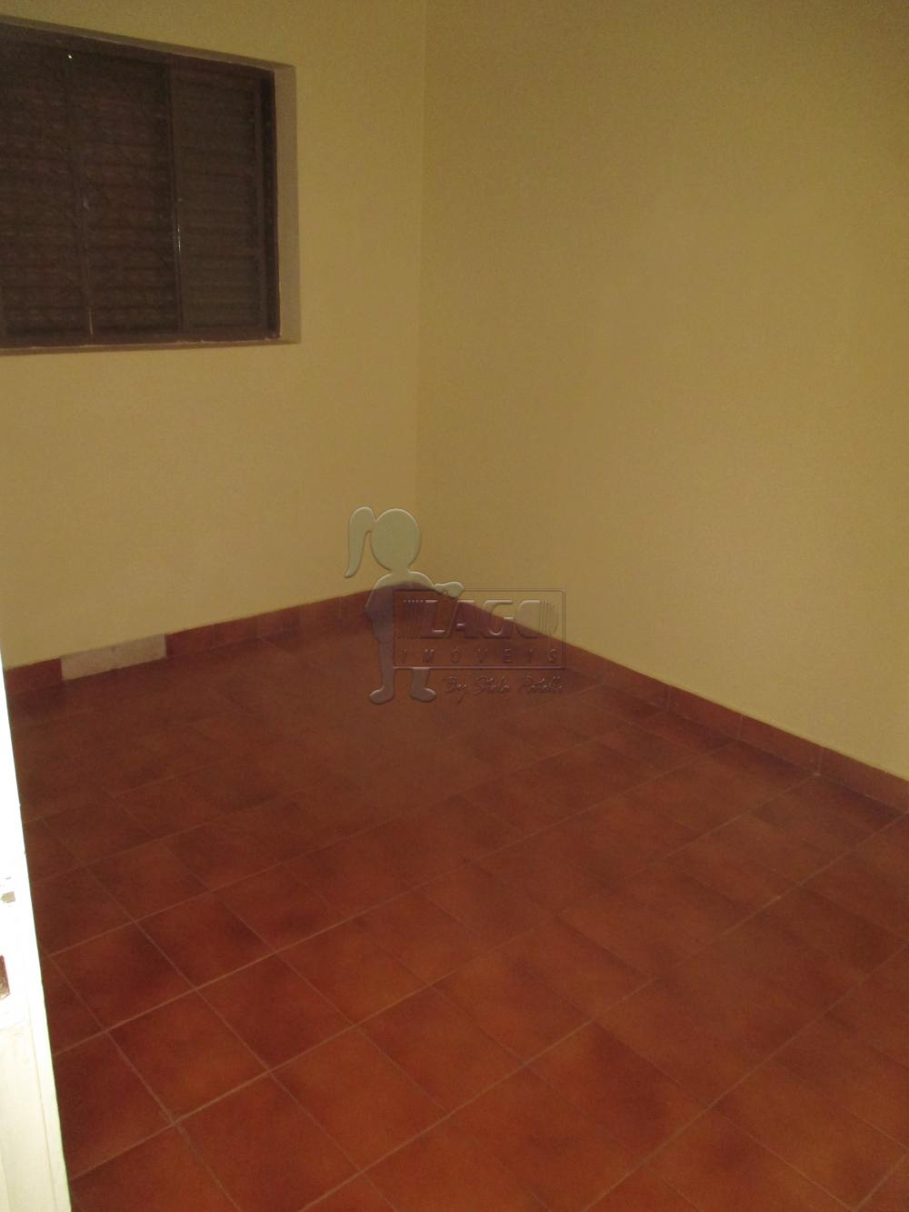 Alugar Casa / Padrão em Ribeirão Preto R$ 800,00 - Foto 6