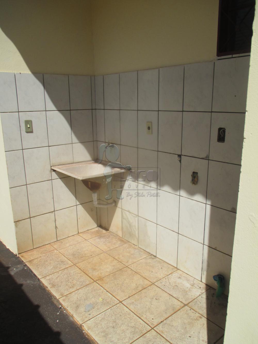 Alugar Casa / Padrão em Ribeirão Preto R$ 900,00 - Foto 12