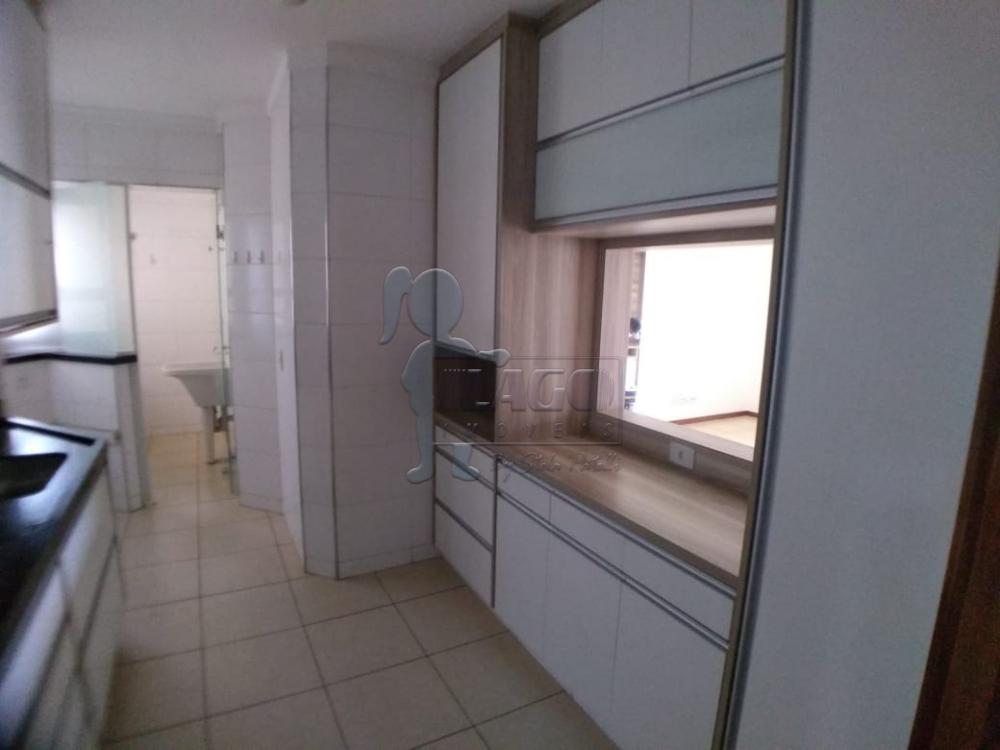 Alugar Apartamento / Padrão em Ribeirão Preto R$ 1.800,00 - Foto 8