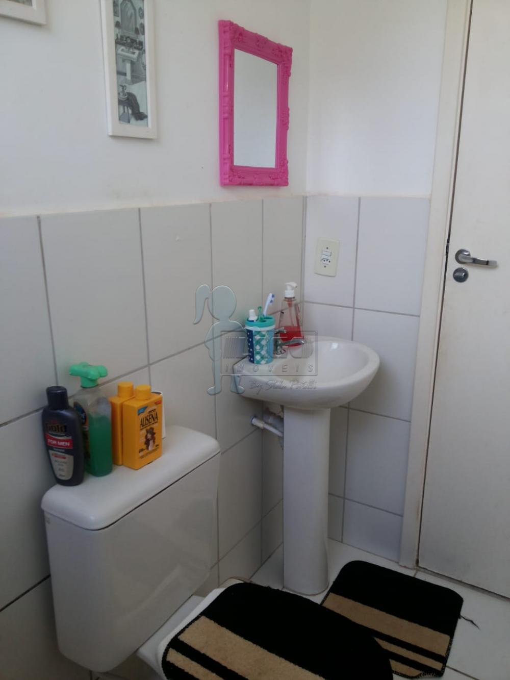 Comprar Apartamento / Padrão em Ribeirão Preto R$ 120.000,00 - Foto 1