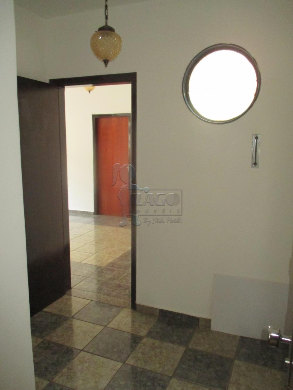 Alugar Apartamento / Padrão em Ribeirão Preto R$ 800,00 - Foto 1