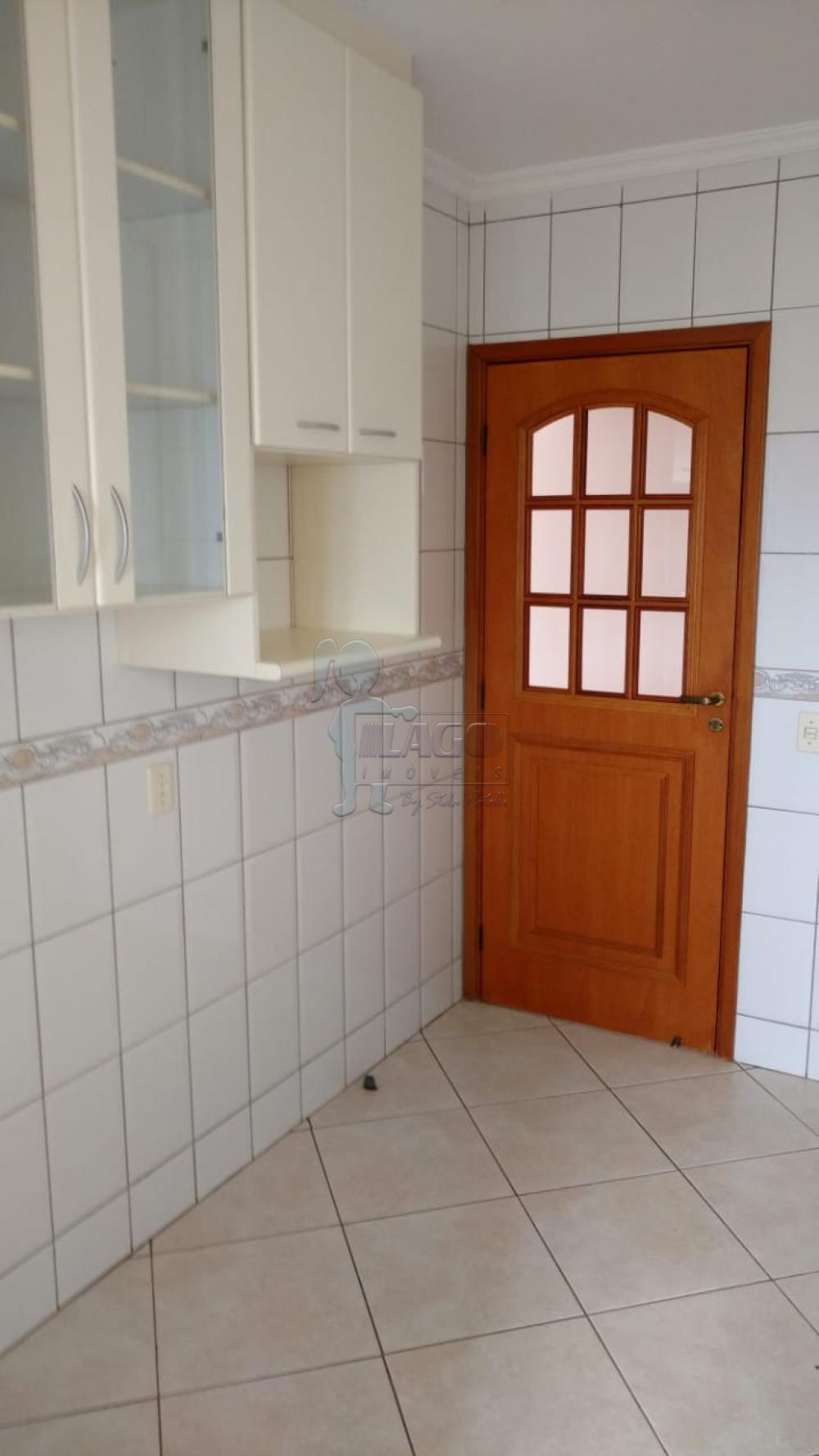 Alugar Apartamento / Padrão em Ribeirão Preto R$ 1.500,00 - Foto 12