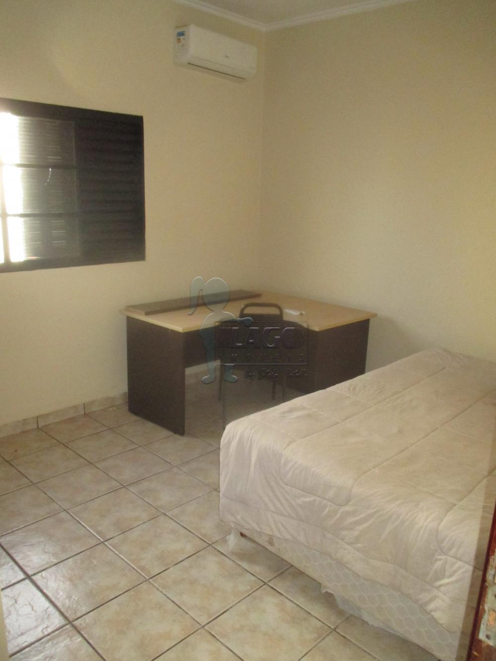 Alugar Casa / Padrão em Ribeirão Preto R$ 1.500,00 - Foto 10