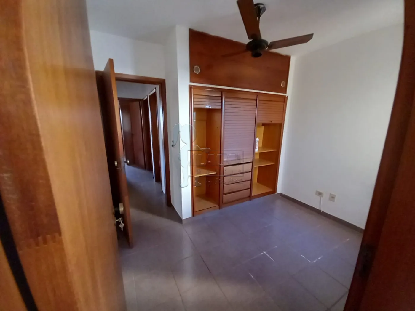 Alugar Apartamento / Padrão em Ribeirão Preto R$ 1.800,00 - Foto 13