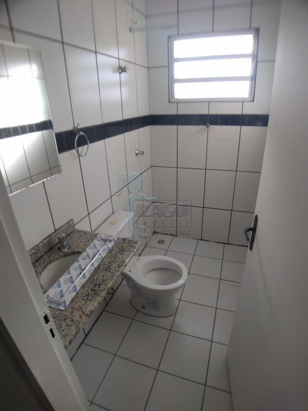 Alugar Casa / Padrão em Ribeirão Preto R$ 1.300,00 - Foto 5