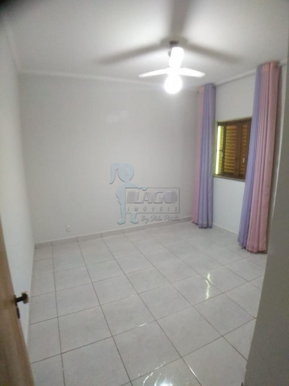 Alugar Casa / Padrão em Ribeirão Preto R$ 2.000,00 - Foto 5