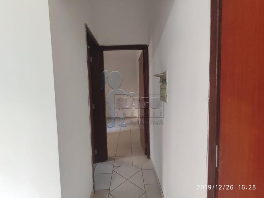 Alugar Apartamento / Padrão em Ribeirão Preto R$ 1.300,00 - Foto 3