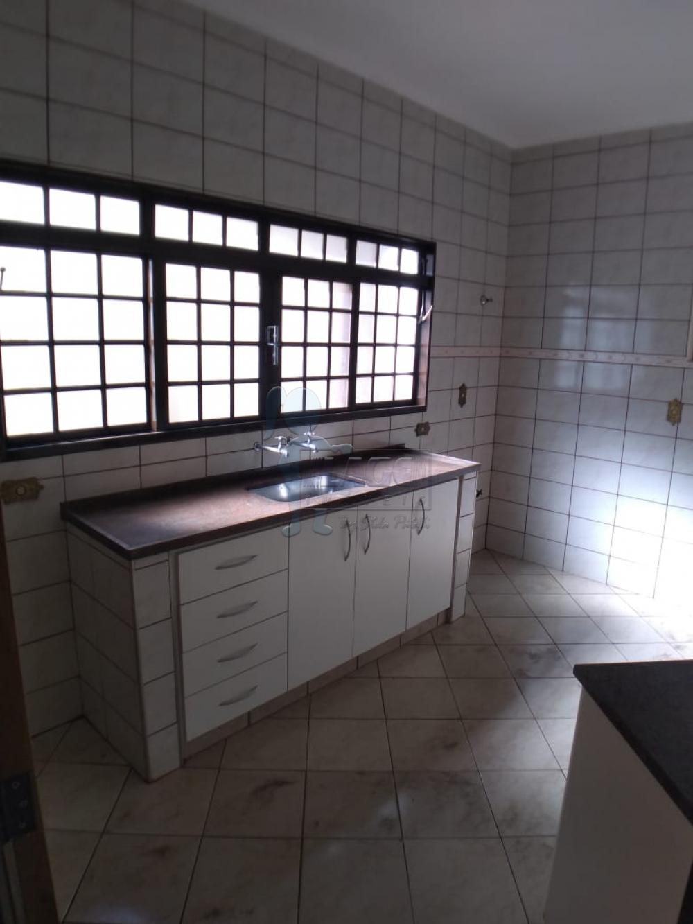 Alugar Casa / Padrão em Ribeirão Preto R$ 2.000,00 - Foto 14