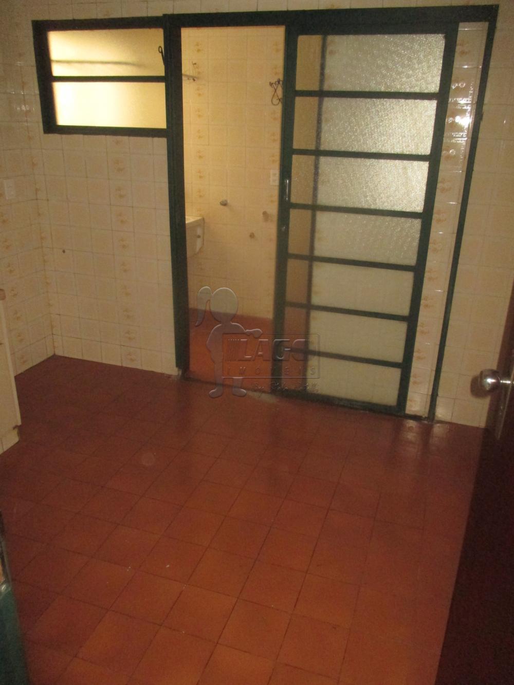 Alugar Apartamento / Padrão em Ribeirão Preto R$ 1.000,00 - Foto 2