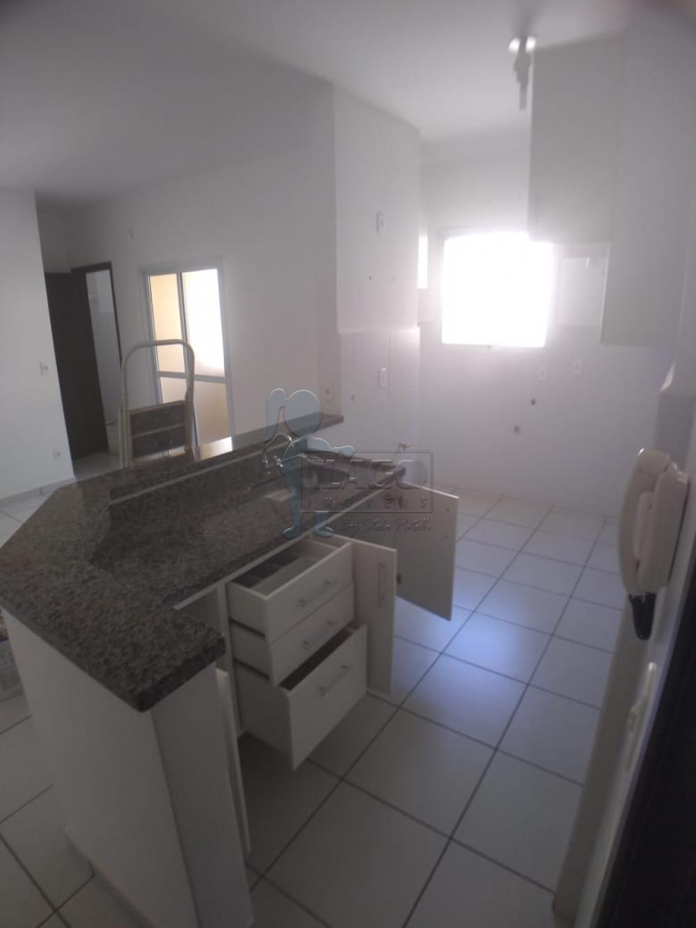 Alugar Apartamento / Padrão em Ribeirão Preto R$ 650,00 - Foto 3