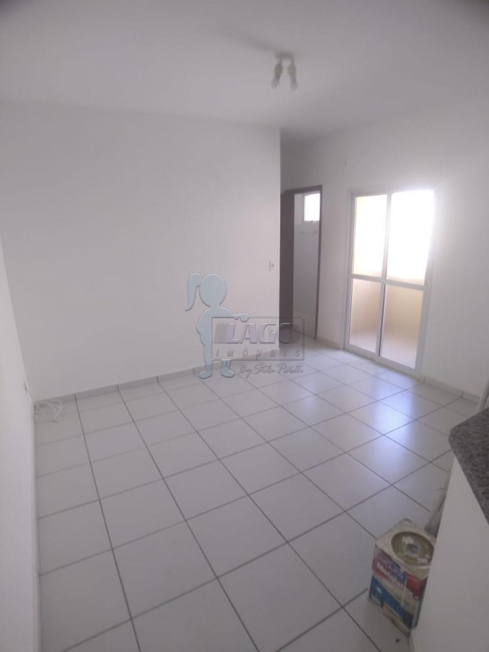 Alugar Apartamento / Padrão em Ribeirão Preto R$ 650,00 - Foto 2