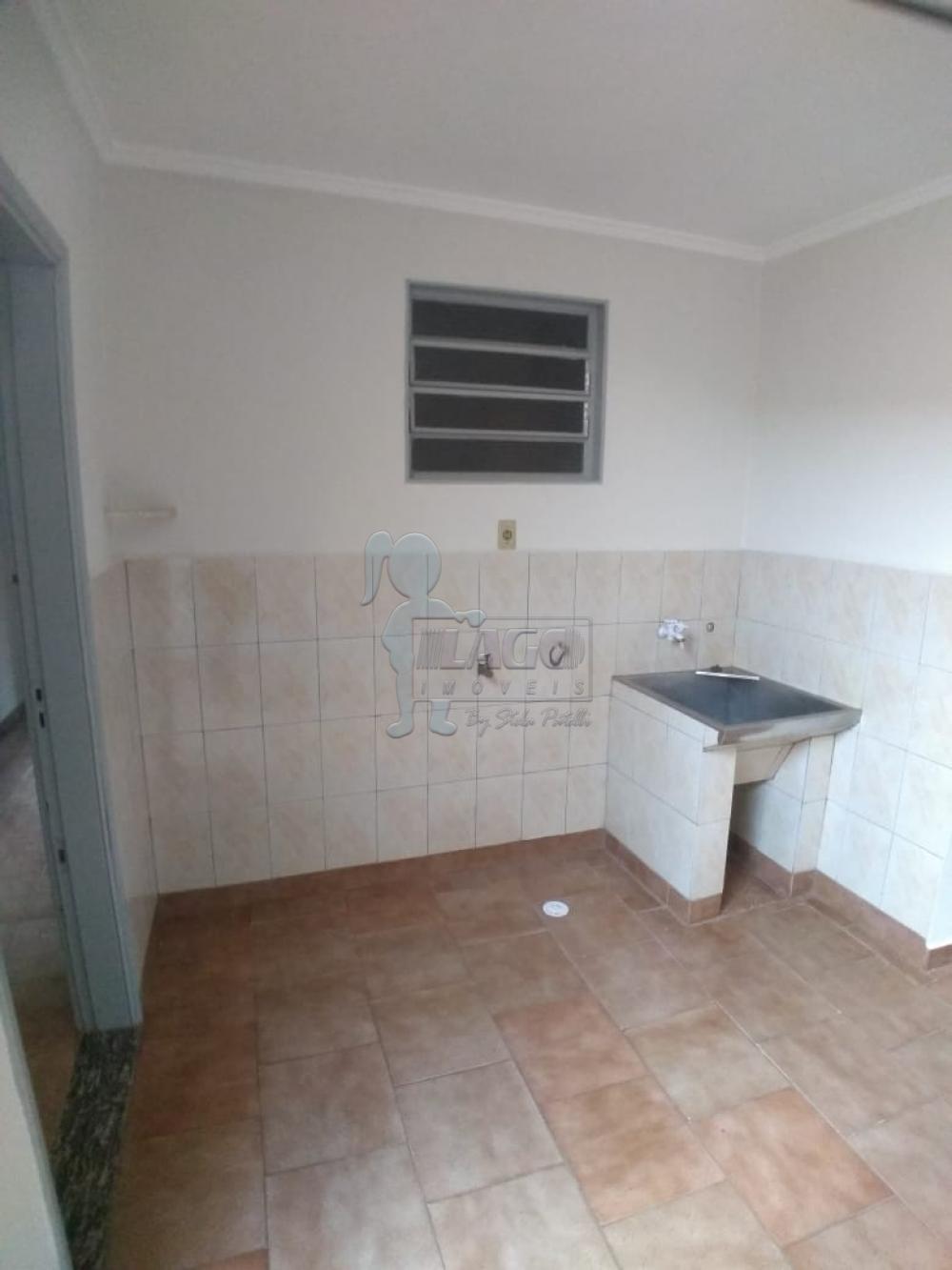 Alugar Casa / Padrão em Ribeirão Preto R$ 1.250,00 - Foto 10