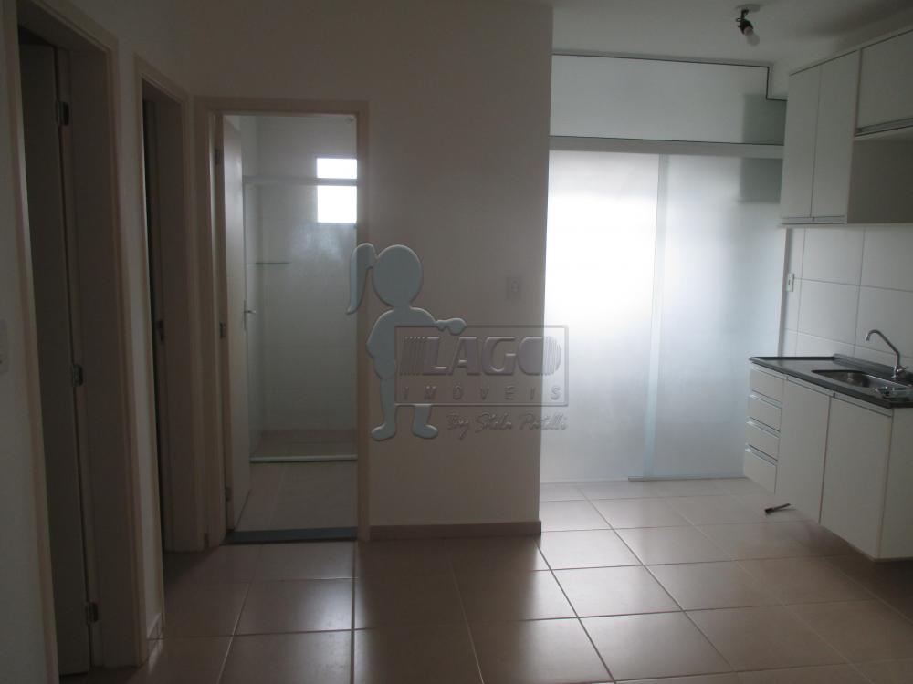 Alugar Apartamento / Padrão em Ribeirão Preto R$ 650,00 - Foto 1