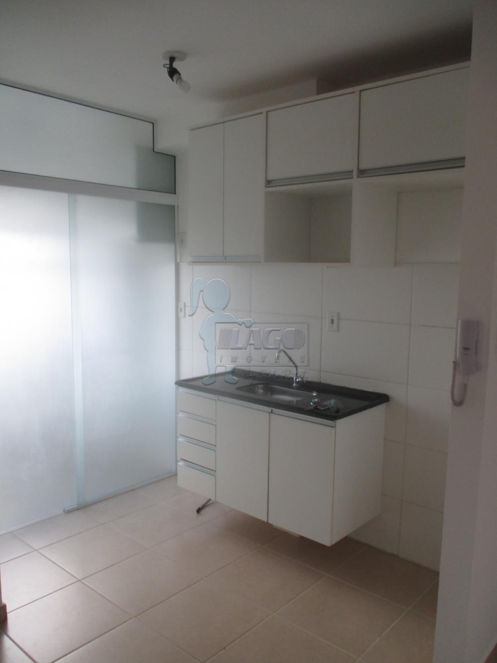 Alugar Apartamentos / Padrão em Ribeirão Preto R$ 650,00 - Foto 2