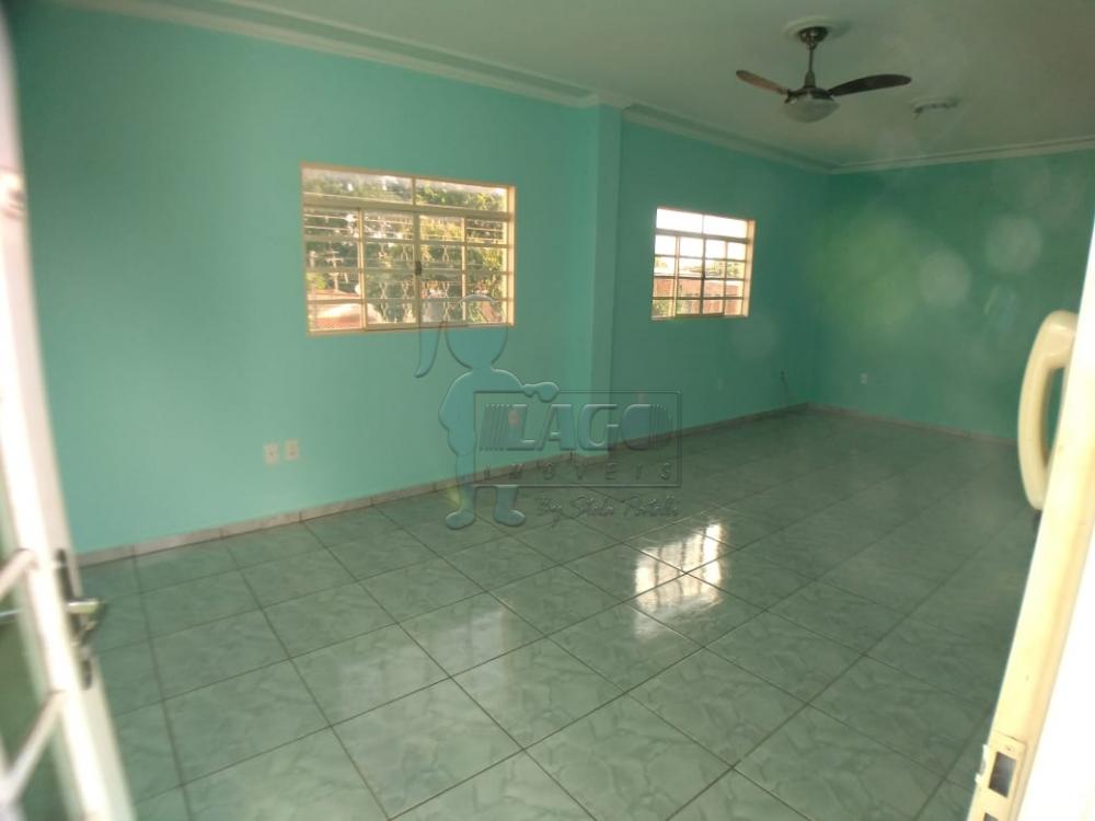 Alugar Casa / Padrão em Ribeirão Preto R$ 1.400,00 - Foto 2