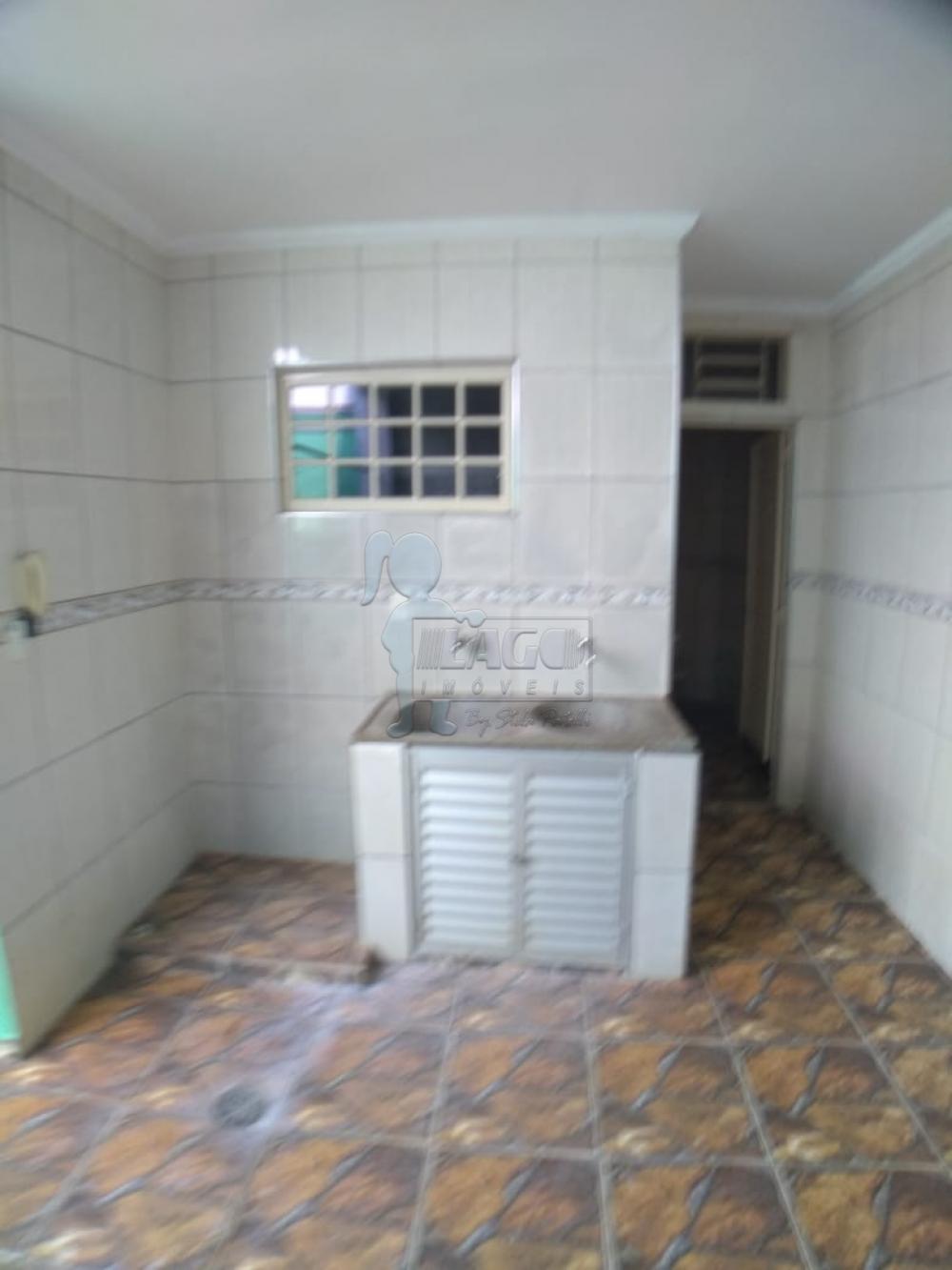 Alugar Casa / Padrão em Ribeirão Preto R$ 1.400,00 - Foto 8