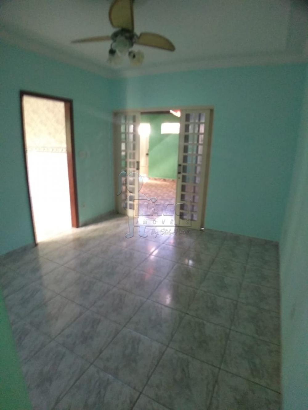 Alugar Casa / Padrão em Ribeirão Preto R$ 1.400,00 - Foto 4