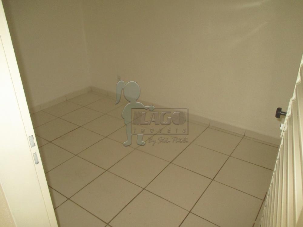 Alugar Casa / Padrão em Ribeirão Preto R$ 850,00 - Foto 8