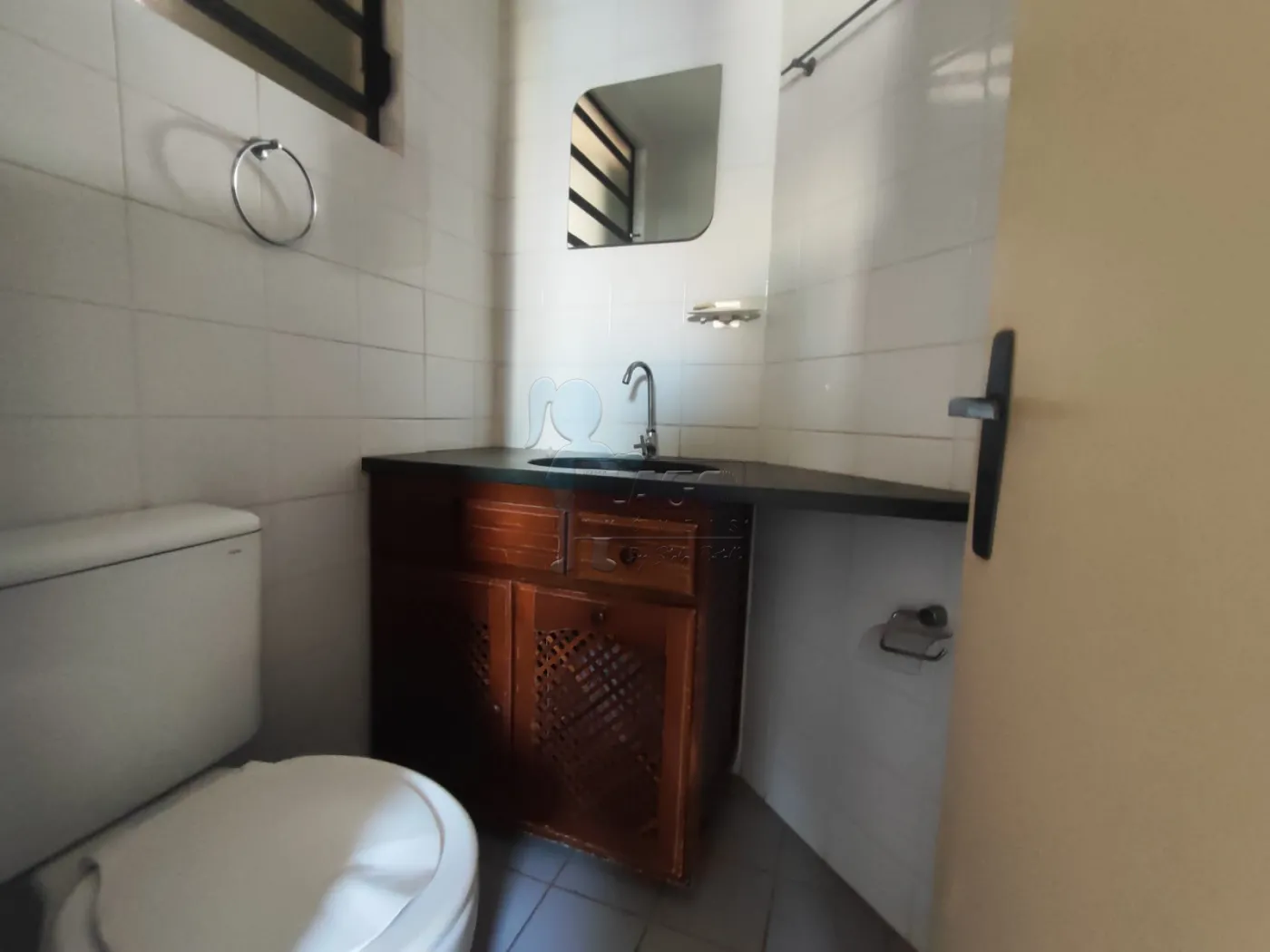 Alugar Apartamento / Padrão em Ribeirão Preto R$ 750,00 - Foto 9