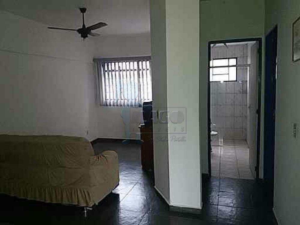 Alugar Apartamento / Kitnet em Ribeirão Preto R$ 800,00 - Foto 1