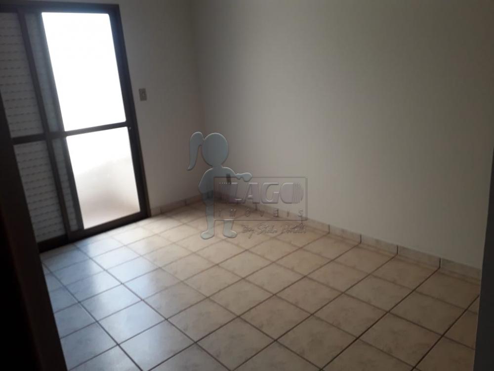 Alugar Apartamento / Padrão em Ribeirão Preto R$ 700,00 - Foto 1