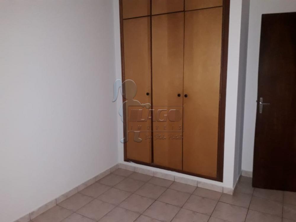 Alugar Apartamento / Padrão em Ribeirão Preto R$ 700,00 - Foto 4