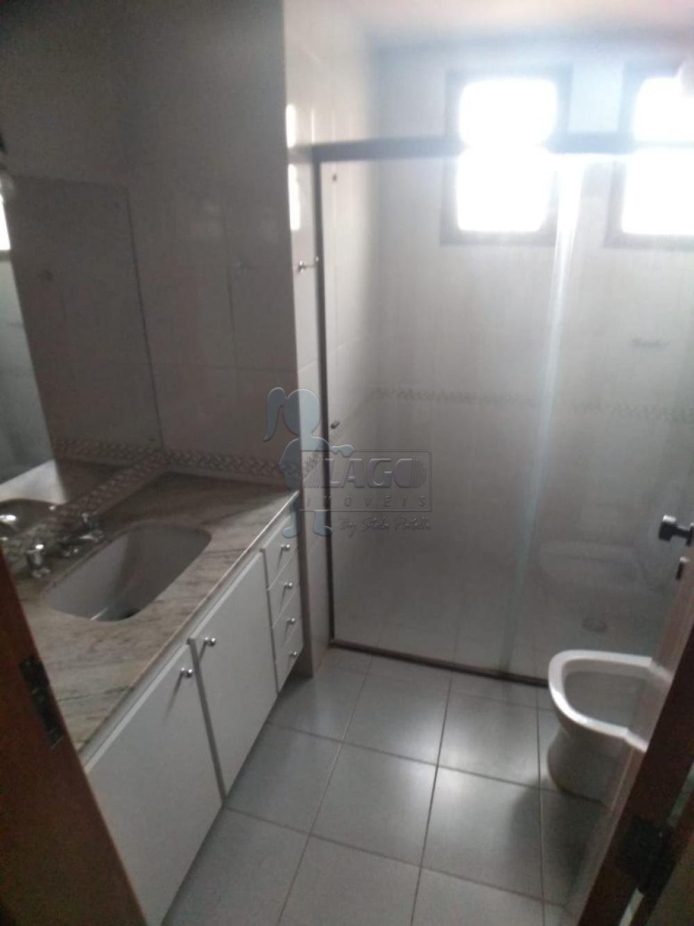 Alugar Apartamento / Padrão em Ribeirão Preto R$ 1.800,00 - Foto 12