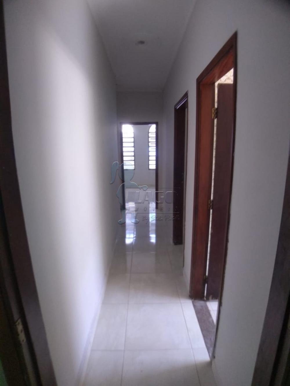 Alugar Casa / Padrão em Ribeirão Preto R$ 900,00 - Foto 5