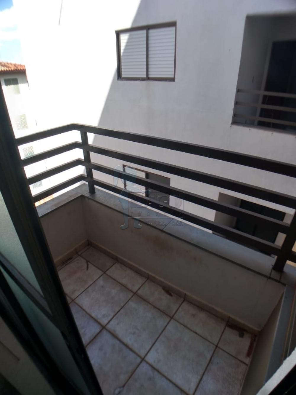 Alugar Apartamento / Padrão em Ribeirão Preto R$ 1.180,00 - Foto 3