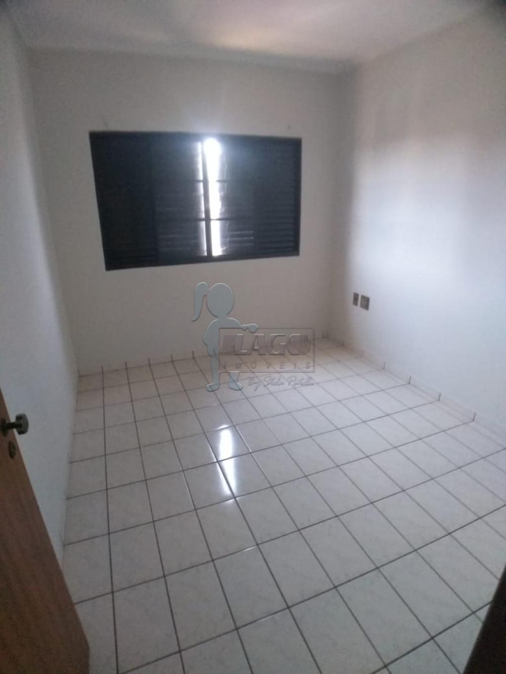 Alugar Casa / Padrão em Ribeirão Preto R$ 1.100,00 - Foto 6