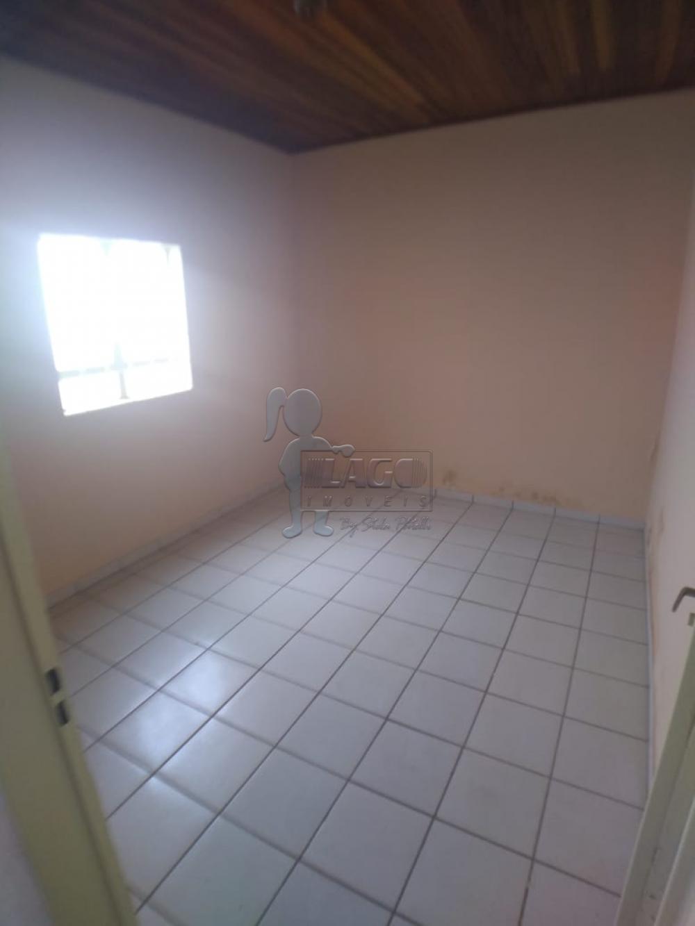 Alugar Casa / Padrão em Ribeirão Preto R$ 900,00 - Foto 4