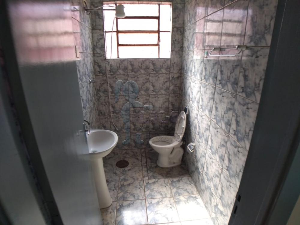 Alugar Casa / Padrão em Ribeirão Preto R$ 1.200,00 - Foto 4