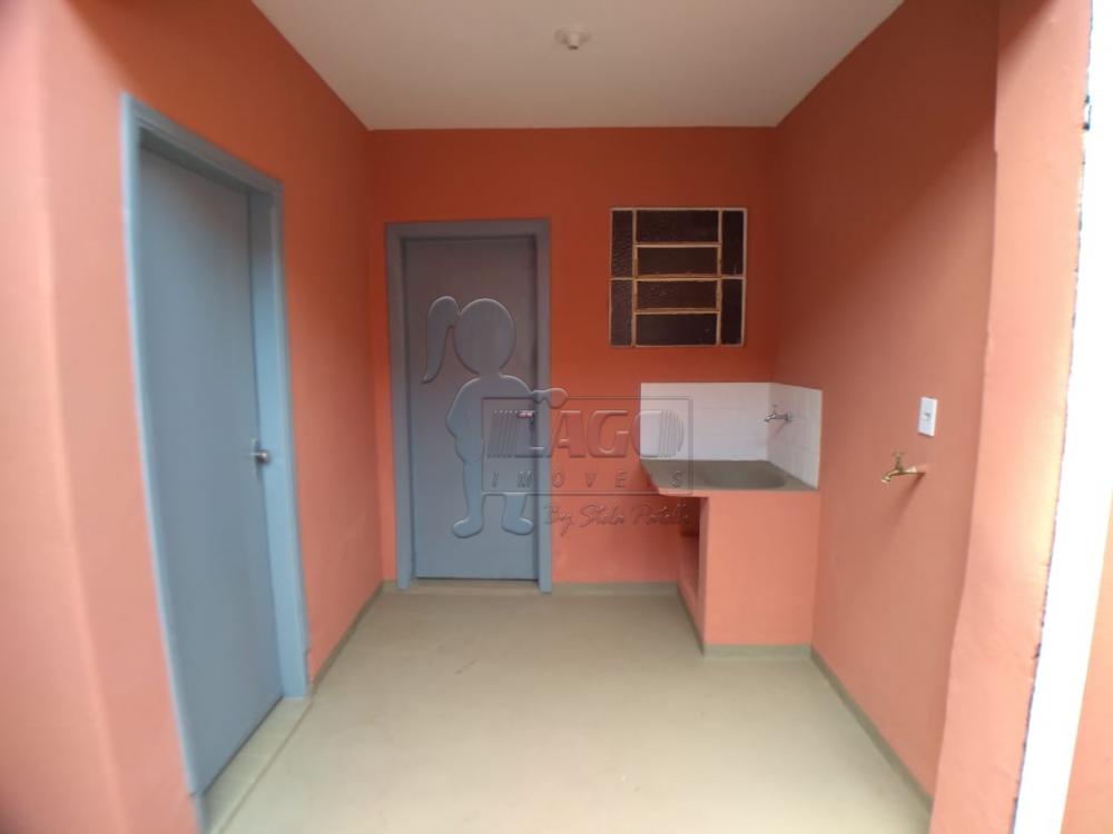 Alugar Casa / Padrão em Ribeirão Preto R$ 1.200,00 - Foto 3