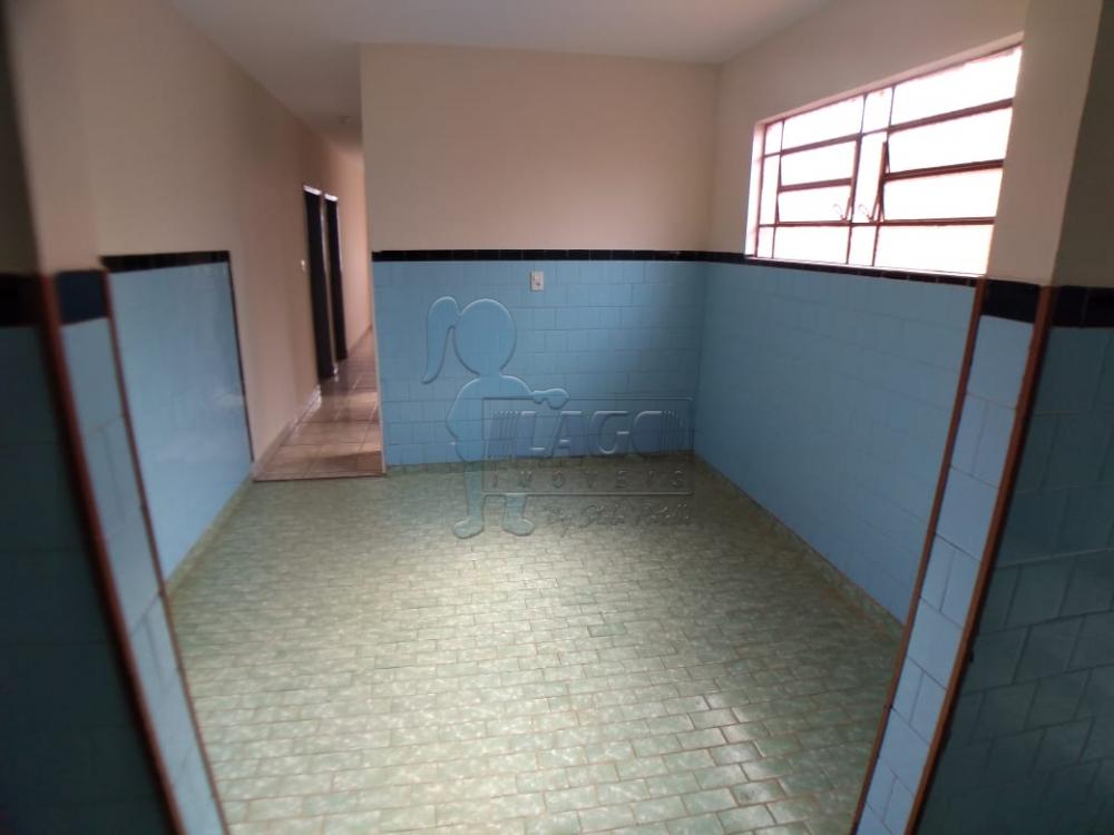 Alugar Casa / Padrão em Ribeirão Preto R$ 1.200,00 - Foto 9