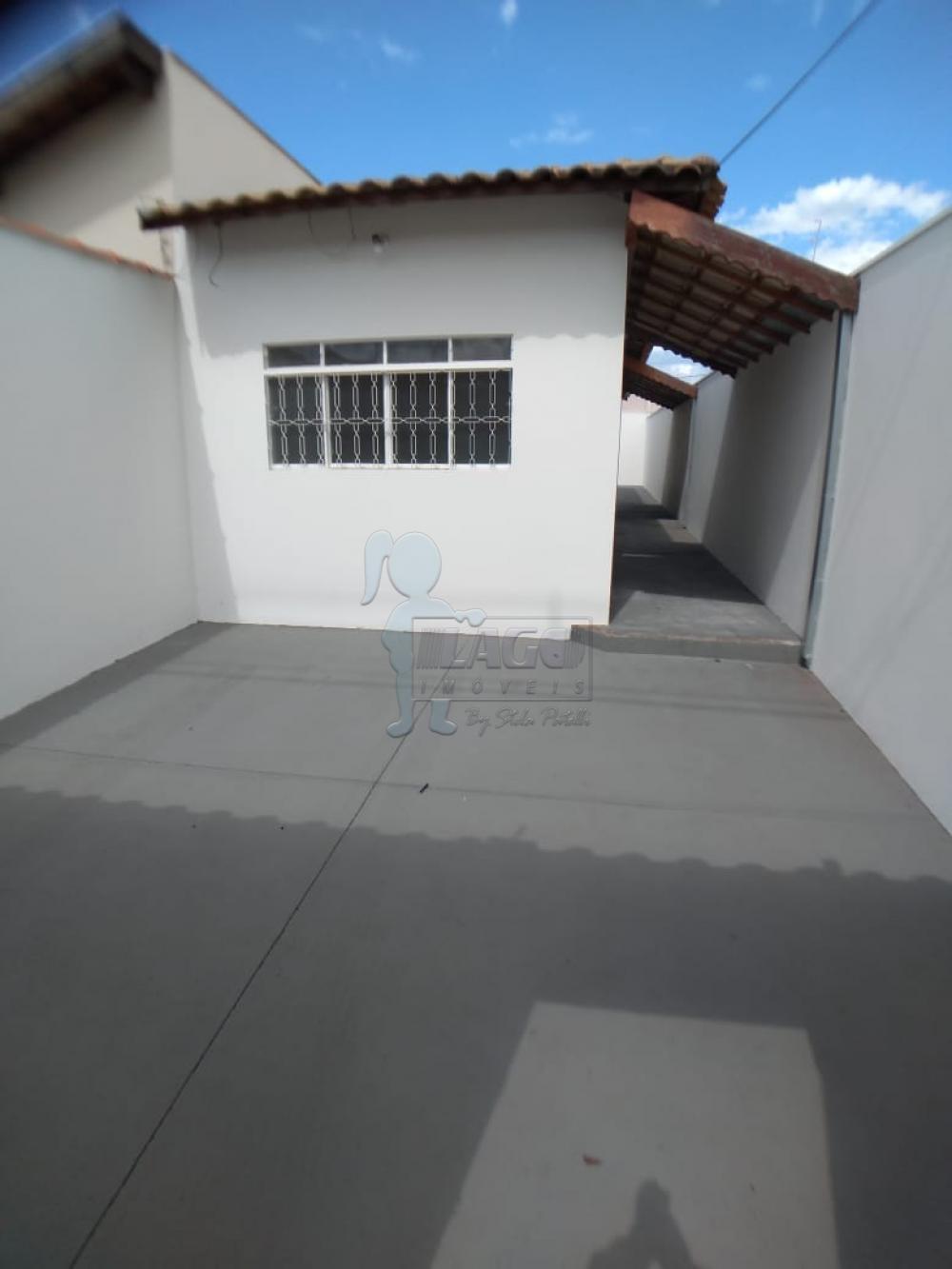 Alugar Casa / Padrão em Ribeirão Preto R$ 900,00 - Foto 1