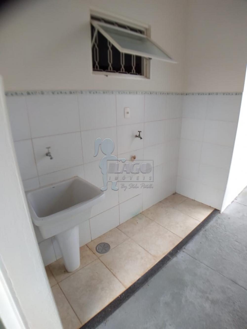 Alugar Casa / Padrão em Ribeirão Preto R$ 900,00 - Foto 10