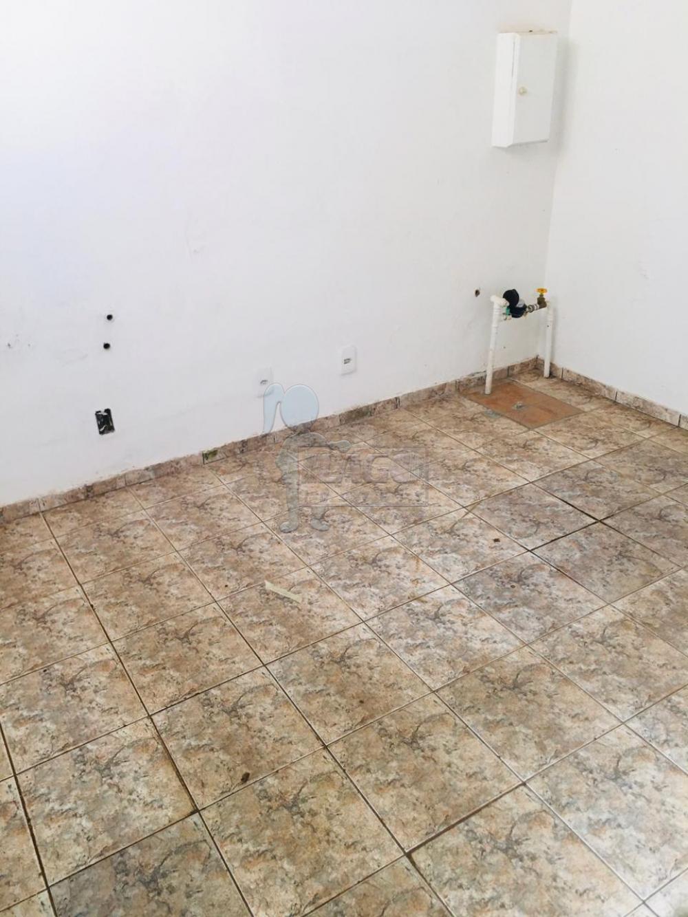 Alugar Comercial padrão / Casa comercial em Ribeirão Preto R$ 700,00 - Foto 1