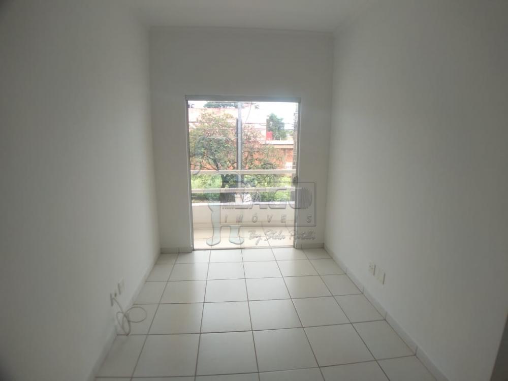 Alugar Apartamento / Padrão em Ribeirão Preto R$ 850,00 - Foto 1